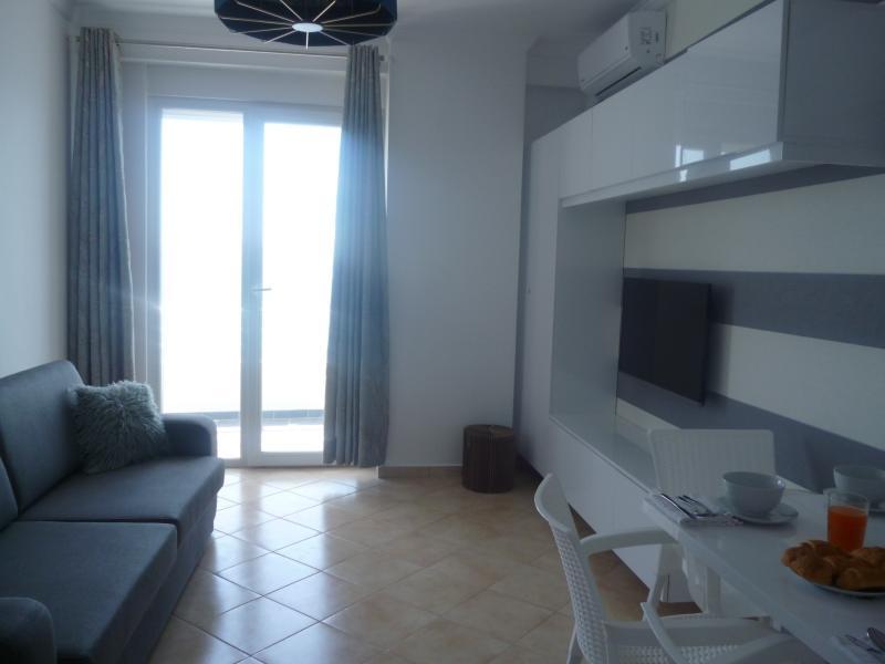 Beautifull Holiday Apartment Larisa Sarande Ngoại thất bức ảnh