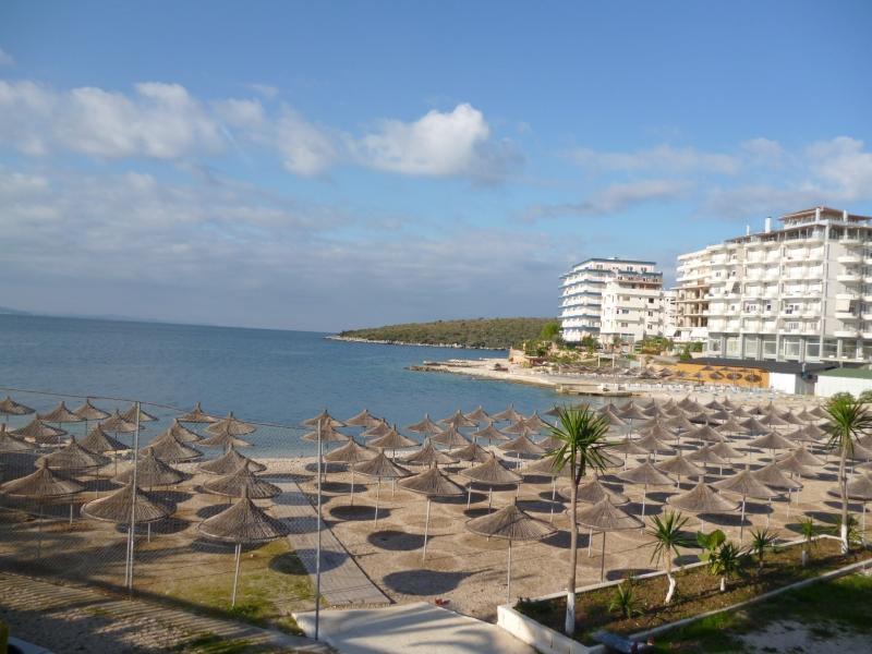 Beautifull Holiday Apartment Larisa Sarande Ngoại thất bức ảnh
